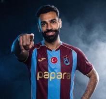 ساعة الصفر اقتربت.. تطورات حاسمة في صفقة محمد صلاح وموعد الفحص الطبي في ناديه الجديد
